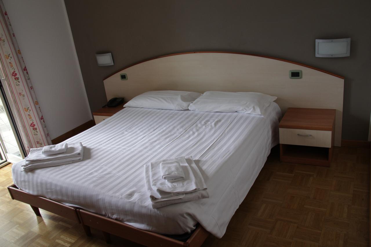 Albergo Da Benedetta ヴェトラッラ エクステリア 写真