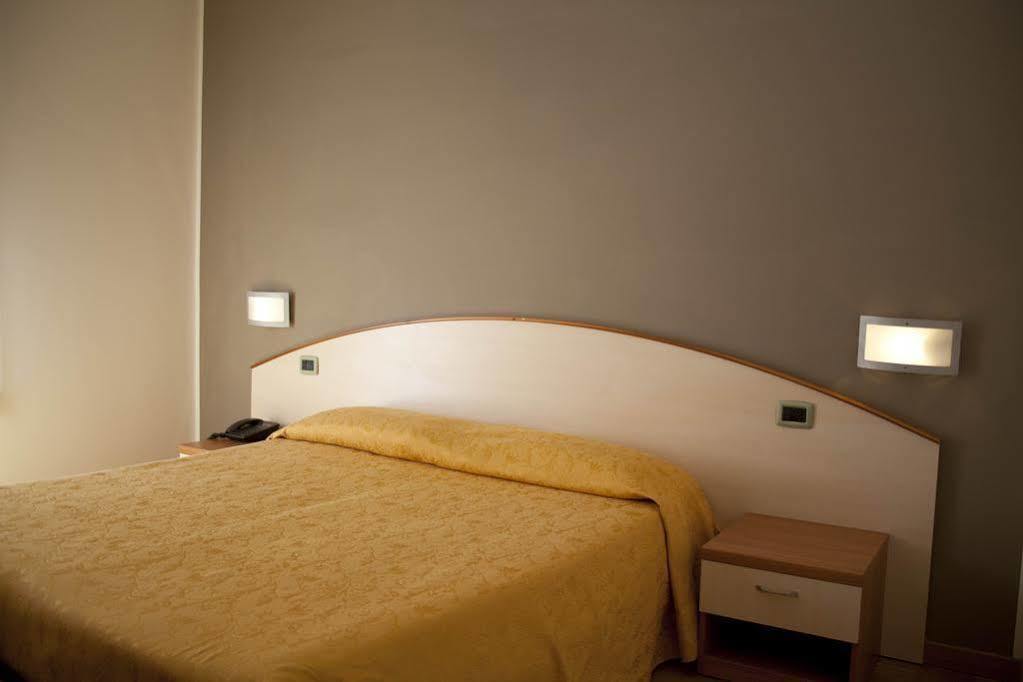 Albergo Da Benedetta ヴェトラッラ エクステリア 写真